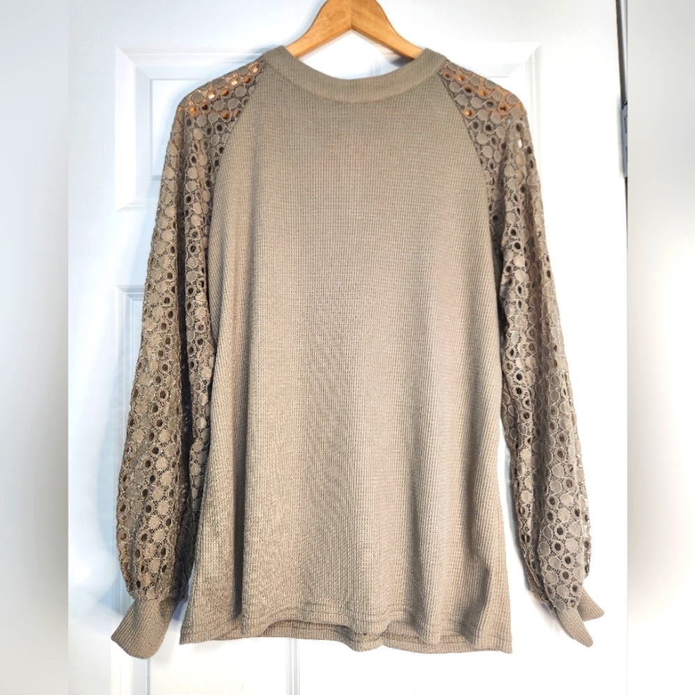 Light weight taupe sweater